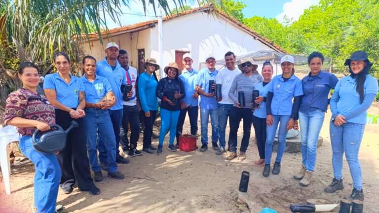 EQUIPE DO ATER BAHIA SEM FOME PARTICIPA DE CAPACITAÇÃO PRÁTICA EM SÃO JOÃO DA FORTALEZA